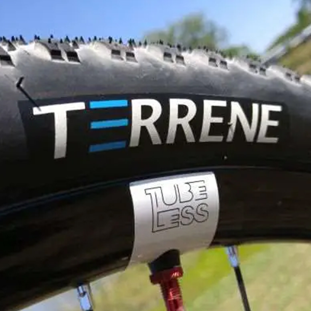 Autocollant de vulcanisation des pneus