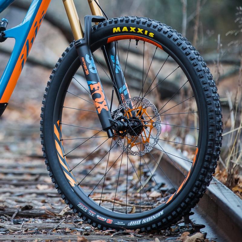 Autocollant de vulcanisation